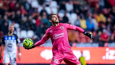 El portero Jesús Corona, portero Xolos de Tijuana se vio envuelto en una serie de discusiones con un compañero en donde también participó el paraguayo Carlos González, durante el juego contra Querétaro.