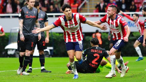 El mediocampista Erick Gutiérrez de las 'Chivas' sigue encendido y ahora abrió el camino a la victoria sobre el Forge FC Hamilton. Foto: Oscar Meza.