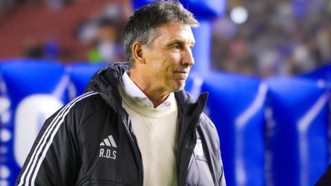 Robert Dante Siboldi estuvo involucrado en los hechos violentos que ocurrieron en el cierre del encuentro entre Tigres y Cruz Azul del sábado.