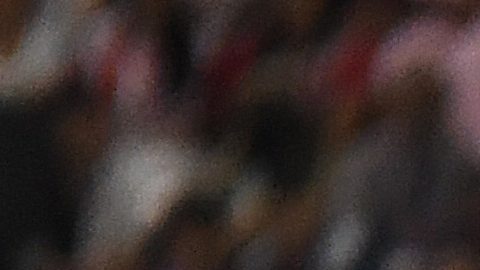 Chicharito Hernández (al centro) ingresó de cambio al minuto 87,