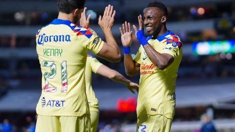 Ciudad de México a 24 de Febrero de 2024. Julián Quiñones en festejo de gol, durante el partido correspondiente a la jornada 8 del torneo Clausura 2024 de la Liga BBVA MX, entre las Águilas del América y la Máquina Celeste del Cruz Azul, realizado en el Estadio Azteca. Foto: Imago7/ Rafael Vadillo