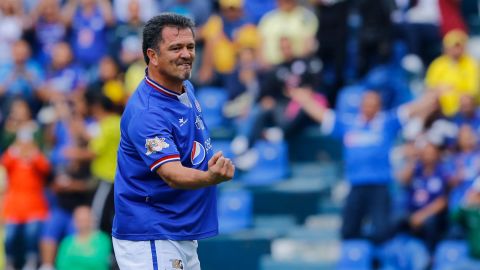 Ciudad de México, 8 de septiembre de 2018. Carlos Hermosillo, durante el juego Clásico Joven de Leyendas Cruz Azul vs América “Adiós al Estadio Azul, celebrado en el estadio Azul. Foto: Imago7/Alvaro Paulin