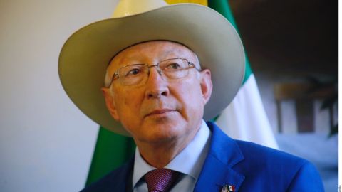 Embajador de EE.UU. en México, Ken Salazar, reitera que no existe investigación sobre AMLO y el narcotráfico