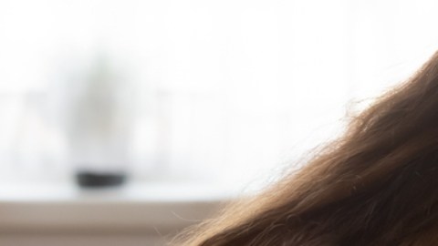 7 señales de que alguien tiene depresión de alto funcionamiento, según un terapista