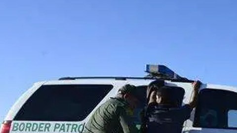 ICE arresta a 117 indocumentados; varios acusados por crímenes graves en Estados Unidos