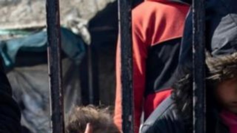 La falta de ayuda humanitaria en Gaza está llevando a sus habitantes a la hambruna.