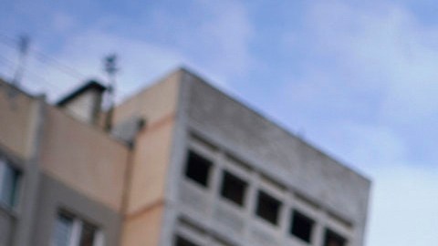 Misil explota cerca de la reunión del presidente ucraniano Volodímir Zelenski; reportan cinco muertos