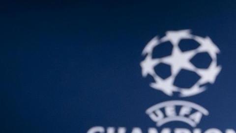 Nyon (Switzerland Schweiz Suisse), 15/03/2024.- The Champions League trophy is pictured during the draw for the UEFA Champions League quarter-finals at the UEFA headquarters in Nyon, Switzerland, 15 March 2024. (Liga de Campeones, Suiza) EFE/EPA/JEAN-CHRISTOPHE BOTT