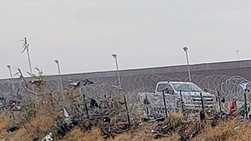 Aumenta la llegada de migrantes a la frontera de EE.UU. por retraso en la entrada en vigor de la ley SB4