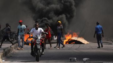 Se intensifican tiroteos en Haití cerca del aeropuerto