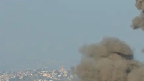 Israel ataca norte de Líbano y Hezbolá responde con cohetes