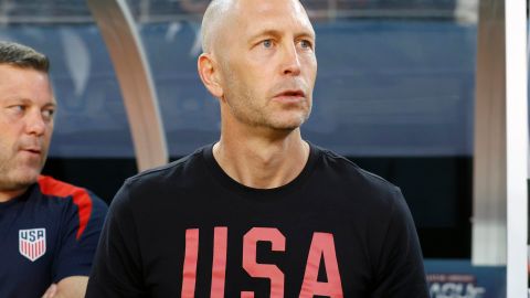 Arlington (United States), 25/03/2024.- United States head coach Gregg Berhalter looks on during the CONCACAF Nations League final soccer match against Mexico in Arlington, Texas, USA, 24 March 2024. (Estados Unidos) EFE/EPA/ADAM DAVIS