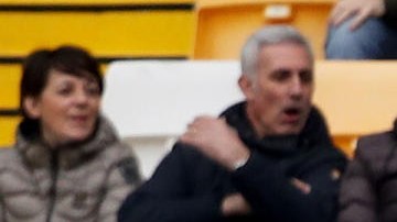 El guardameta mexicano Guillermo "Memo" Ochoa no pudo evitar el golazo de chilena de Hassane Kamara para el Udinese.