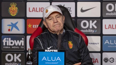 PALMA DE MALLORCA, 02/03/2024.- El entrenador del Mallorca, el mexicano Javier Aguirre, ofrece una rueda de prensa este sábado en Palma de Mallorca, en la víspera del encuentro de la LaLiga EA Sports ante el Girona. EFE/CATI CLADERA