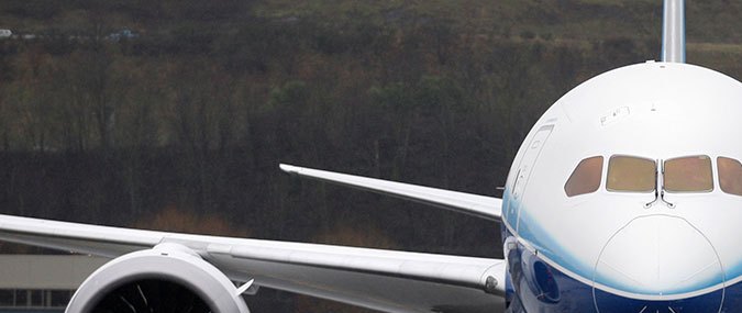 Boeing anuncia renuncia de su director ejecutivo tras serie de incidentes aéreos de seguridad