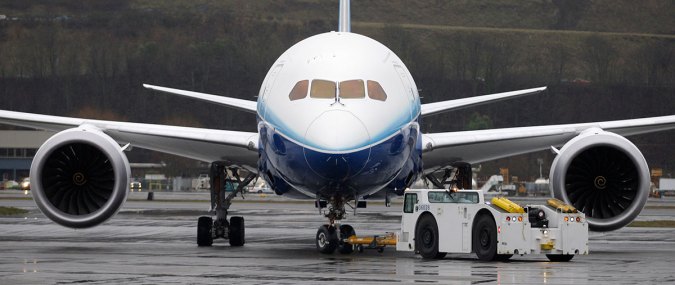 Boeing anuncia renuncia de su director ejecutivo tras serie de incidentes aéreos de seguridad