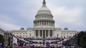 Los partidarios de Trump asaltaron el Capitolio cuando el Congreso se preparaba para afirmar la victoria del presidente electo Joe Biden.