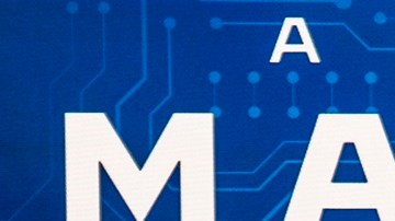 La Administración Biden impulsa la inversión en producción de microchips en EE.UU.