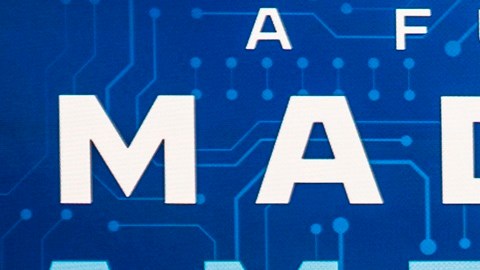 La Administración Biden impulsa la inversión en producción de microchips en EE.UU.