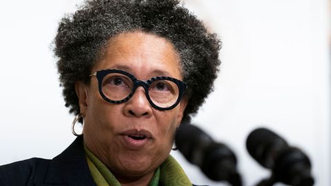 Marcia Fudge renuncia al cargo de secretaria de Vivienda de EE.UU.