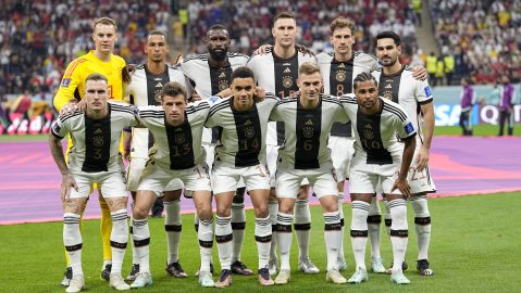 A partir del 2027 la marca de las tres franjas dejará de vestir a la selección de Alemania, decisión que sorprende por que su colaboración de siete décadas