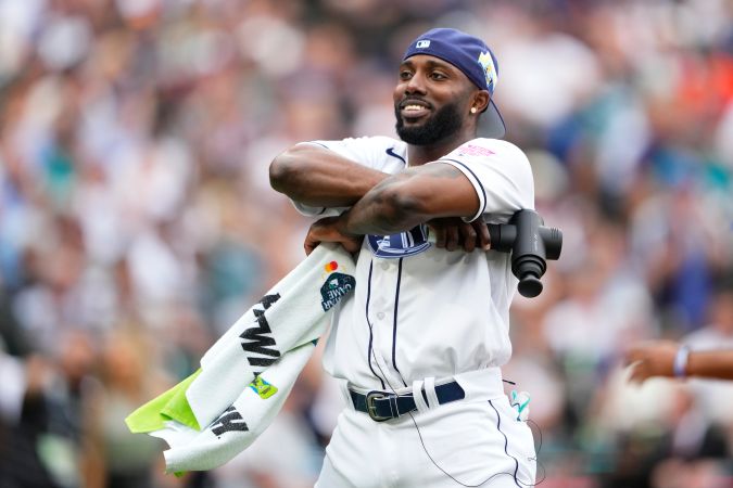 El jardinero mexicano de los Tampa Bay Rays, Randy Arozarena disputó la pasada edición del Home Run Derby alcanzando las semifinales del evento.
