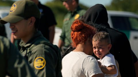 Supremo deja en pausa ley migratoria SB4 en Texas, evita que entre en vigor hasta que decida su constitucionalidad