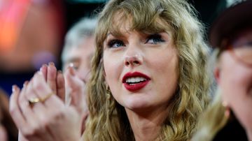 Padre de Taylor Swift no enfrentará cargos después de altercado con un fotógrafo en Sídney