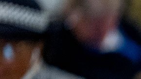 Latinos nacidos en EE.UU. prefieren recibir noticias en inglés que en español