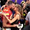 Taylor Swift y Travis Kelce tuvieron una cita nocturna en Singapur