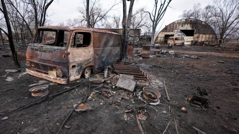 Incendios forestales en Texas: Al menos dos muertos y casi 1,3 millones de acres quemados