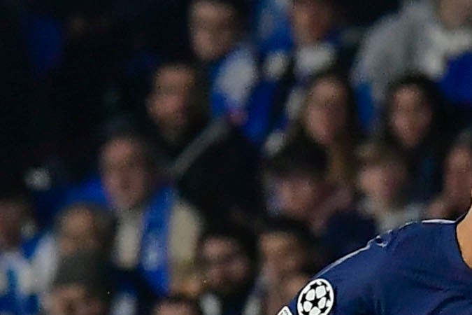 Kylian Mbappé es el actual máximo goleador de la Ligue 1 de Francia con 24 anotaciones, casi el doble que su más cercano perseguidor, Jonathan David (15).