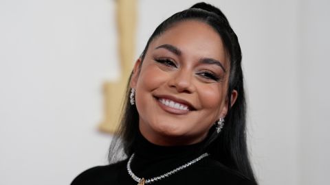 Vanessa Hudgens reveló que está embarazada en la alfombra roja de los Oscar