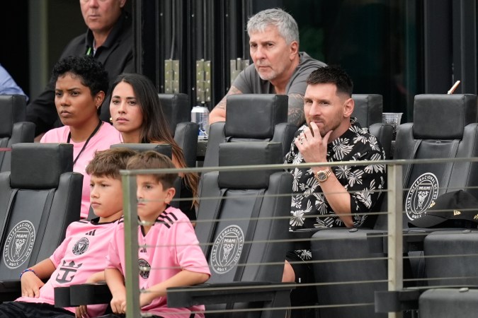 Aunque no jugó en el partido del fin de semana Lionel Messi dijo presente en el Chase Stadium para presenciar el juego del Inter Miami ante CF Montreal.