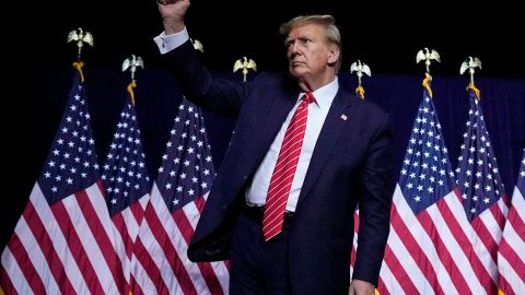 Trump celebra victoria en primarias republicanas y llama a Biden “el peor presidente en la historia”