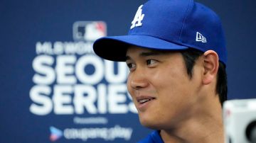 El astro japonés Shohei Ohtani se prepara para lo que será su primera temporada con Los Ángeles Dodgers.