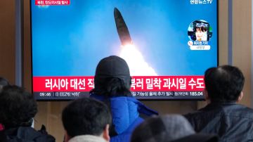 Pyongyang lanza misiles al mar durante visita de Blinken a Corea del Sur