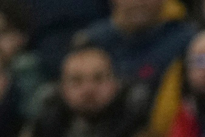 Kylian Mbappé siendo marcado por el defensor central alemán Antonio Rüdiger, quien podría convertirse en su compañero de equipo a partir de la próxima temporada si finalmente el francés llega al Real Madrid.