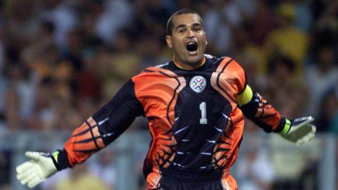 José Luis Chilavert durante su época como guardameta de la selección de Paraguay.