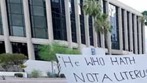 El tema del aborto se ha convertido en discurso de campaña política