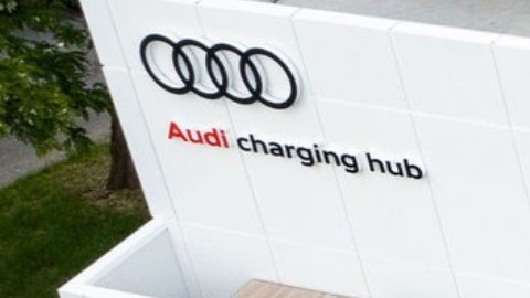 Audi charging hub