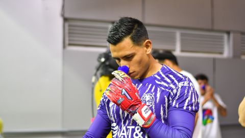 El guardameta de las Águilas del América, Luis Malagón, sigue trabajando a la espera de su oportunidad de ser titular con la Selección de México.