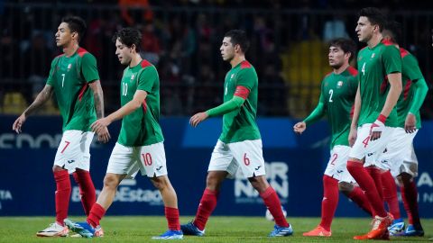 Viña del Mar, Chile, 23 de octubre de 2023. Jugadores de la Selección Nacional de México Sub23 en lamento , durante el partido de fase de grupos del futbol varonil de los Juegos Panamericanos Santiago 2023, entre la Selección de Chile Sub23 y la Selección Nacional de México Sub23, celebrado en el estadio Sausalito. Foto: Imago7/ Sebastian Laureano Miranda