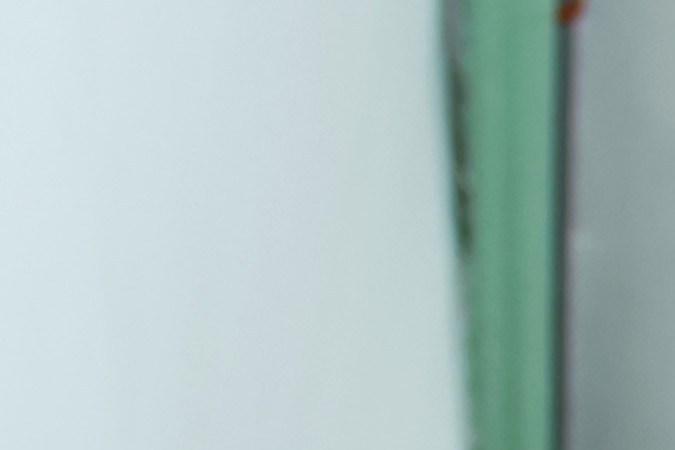 Cristian "Chicote" Calderón llegando al partido correspondiente a la jornada 10 del Torneo Clausura 2024 entre los rojinegros del Atlas y las Águilas del América en el estadio Jalisco. 