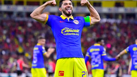 Guadalajara, Jalisco a 2 de Marzo de 2024. Henry Martín en festejo de gol, durante el partido correspondiente a la jornada 10 del torneo Clausura 2024 de la Liga BBVA MX, entre los rojinegros del Atlas y las águilas del América, realizado en el estadio Jalisco. Foto: Imago7/ Ramón Balandrán