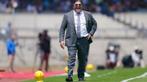 Ciudad de México a 10 de Marzo de 2024. Miguel Herrera "Piojo", Director Técnico, durante el partido correspondiente a la jornada 11 del torneo Clausura 2024 de la Liga BBVA MX, entre los Pumas de la UNAM y los Xolos de Tijuana, realizado en el estadio Olímpico Universitario. Foto: Imago7/ Rafael Vadillo