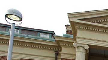 Acceder a un seguro médico resulta clave para los inmigrantes