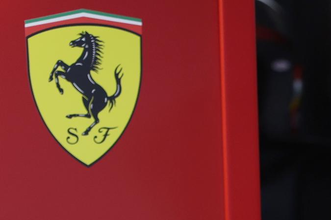 Jeddah (Saudi Arabia), 08/03/2024.- British driver Oliver Bearman of Scuderia Ferrari prepares himself before a practice session for the Formula One Saudi Arabia Grand Prix, at the Jeddah Corniche Circuit in Jeddah, Saudi Arabia, 08 March 2024. Bearman replaces Spanish driver Carlos Sainz who was diagnosed with appendicitis. (Fórmula Uno, Arabia Saudita) EFE/EPA/ALI HAIDER