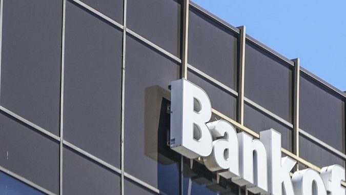 Fachada de Bank of America en Beverly Hills.