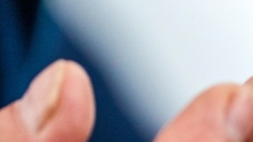 Los CDC recomiendan una vacuna COVID adicional para adultos mayores de 65 años